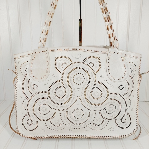 Julie Miles White Leather Cut Out Tote 0008 - Picture 2 of 15